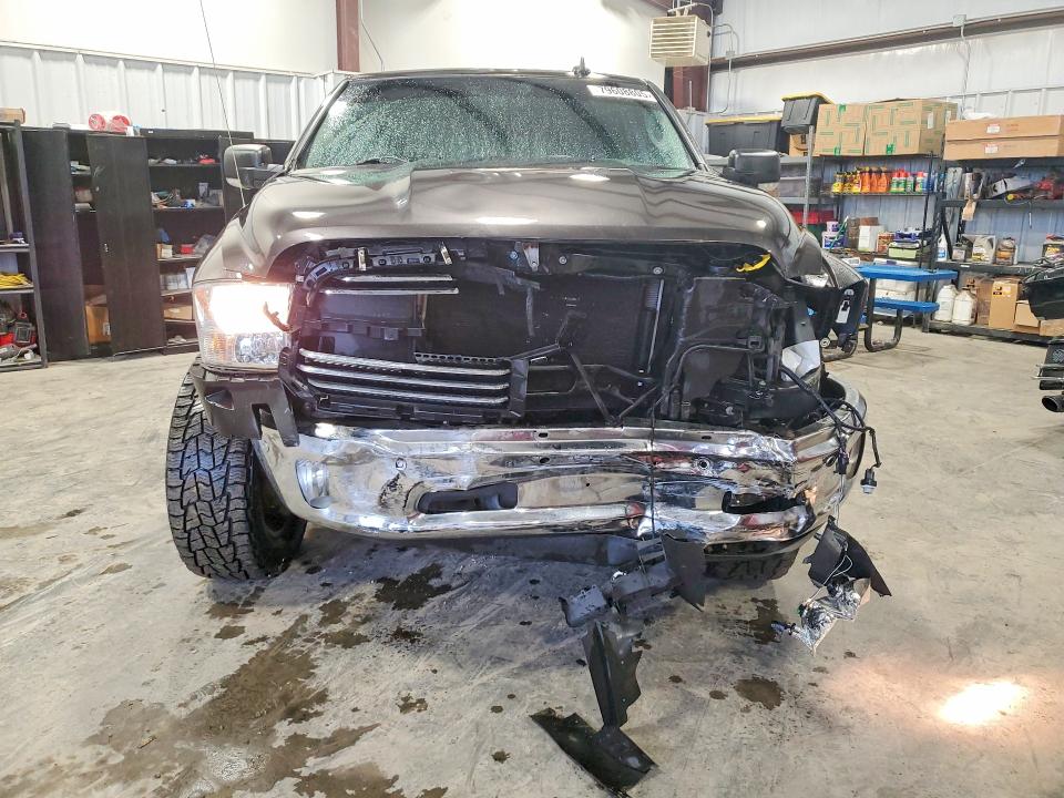 Продажа на аукционе авто 2017 Ram 1500, vin: 3C6RR7LT2HG722712, номер лота: 79608805