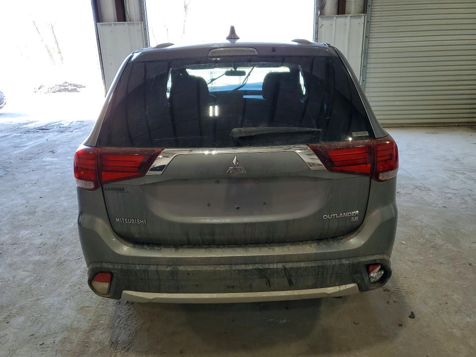Продаж на аукціоні авто 2018 Mitsubishi Outlander, vin: JA4AZ3A37JJ001933, номер лоту: 79185355