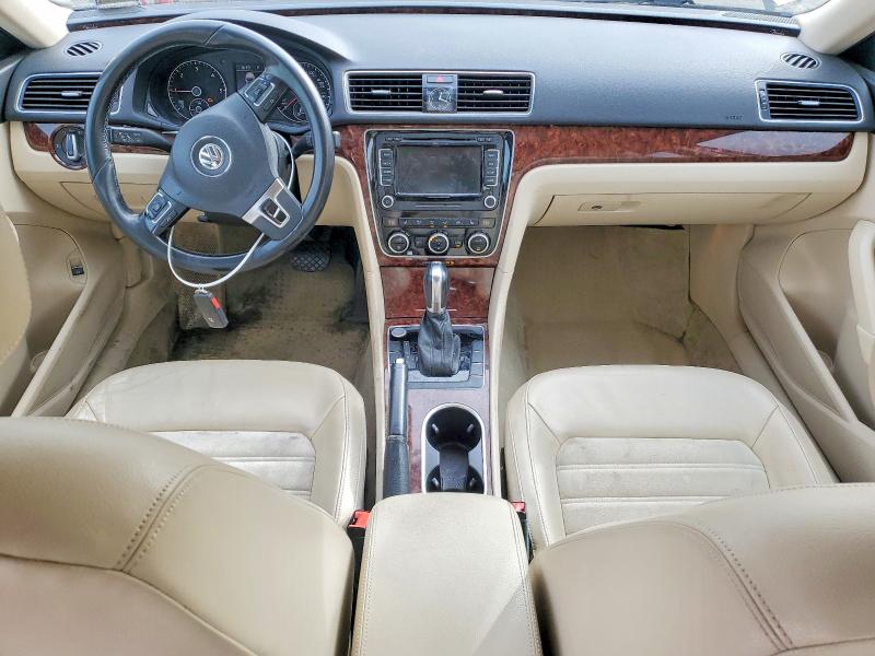 2013 Volkswagen Passat მანქანა იყიდება აუქციონზე, vin: 1VWCN7A3XDC146567, აუქციონის ნომერი: 46636386