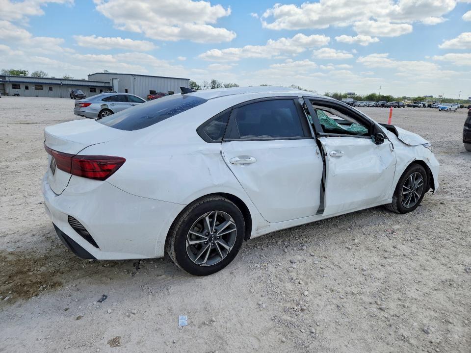 47594696 :رقم المزاد ، 3KPF24ADXPE636326 vin ، 2023 Kia Forte مزاد بيع