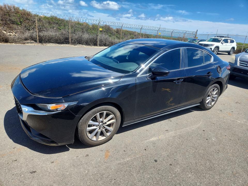 2021 Mazda 3 მანქანა იყიდება აუქციონზე, vin: 3MZBPAA7XMM202771, აუქციონის ნომერი: 48141376