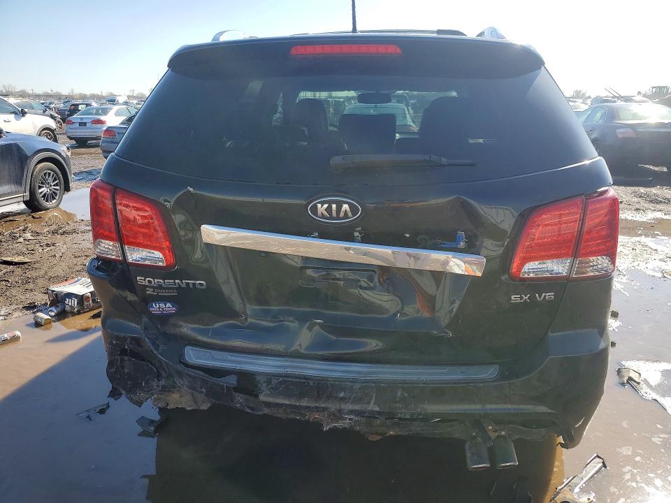 2013 Kia Sorento მანქანა იყიდება აუქციონზე, vin: 5XYKWDA28DG328331, აუქციონის ნომერი: 46650006