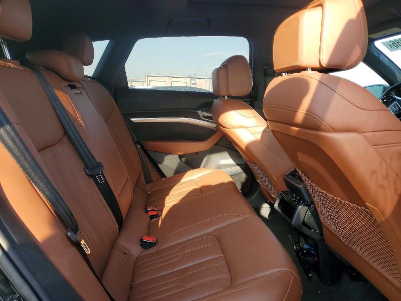 Продажа на аукционе авто 2019 Audi E-tron, vin: WA1VABGE9KB017011, номер лота: 47693086