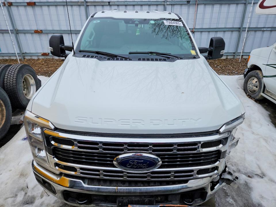 Продажа на аукционе авто 2024 Ford F350, vin: 1FT8X3BA2REE81407, номер лота: 75604965