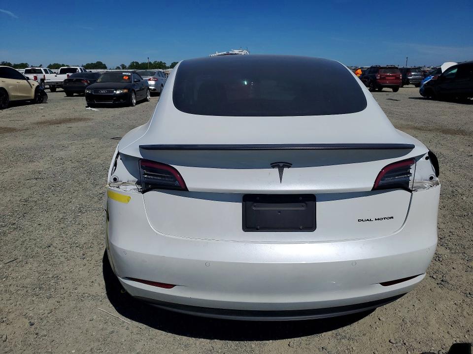 2022 Tesla Model 3 მანქანა იყიდება აუქციონზე, vin: 5YJ3E1EB5NF171365, აუქციონის ნომერი: 47084066