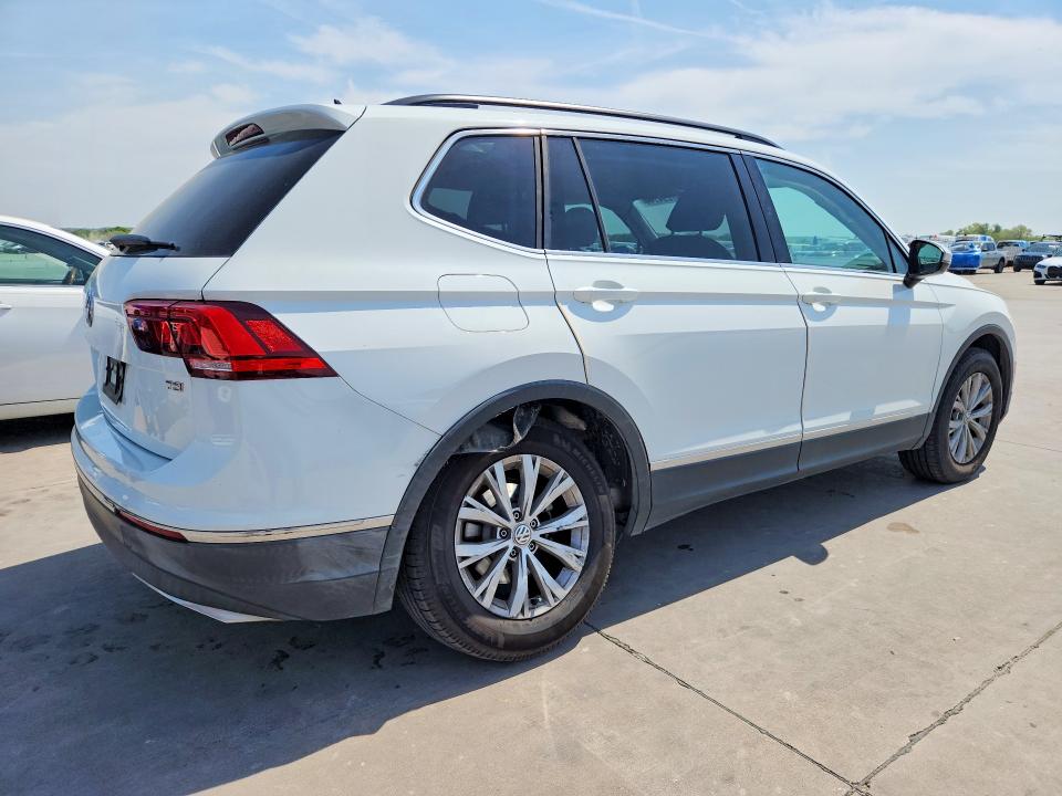 Продаж на аукціоні авто 2018 Volkswagen Tiguan, vin: 3VV3B7AX6JM161142, номер лоту: 47294716