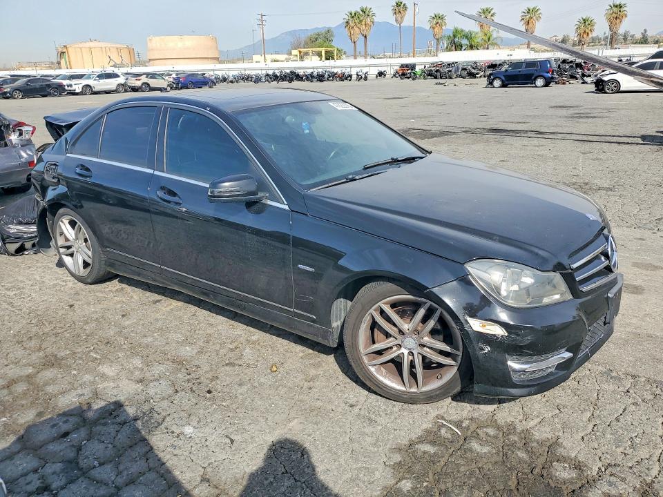 Продаж на аукціоні авто 2014 Mercedes-benz C, vin: WDDGF4HB5EG219437, номер лоту: 47822076