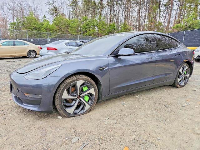 Продаж на аукціоні авто 2022 Tesla Model 3, vin: 5YJ3E1EB1NF192388, номер лоту: 47694396