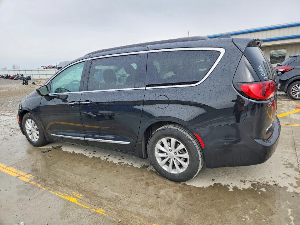 2017 Chrysler Pacifica მანქანა იყიდება აუქციონზე, vin: 2C4RC1BG7HR569377, აუქციონის ნომერი: 46236726