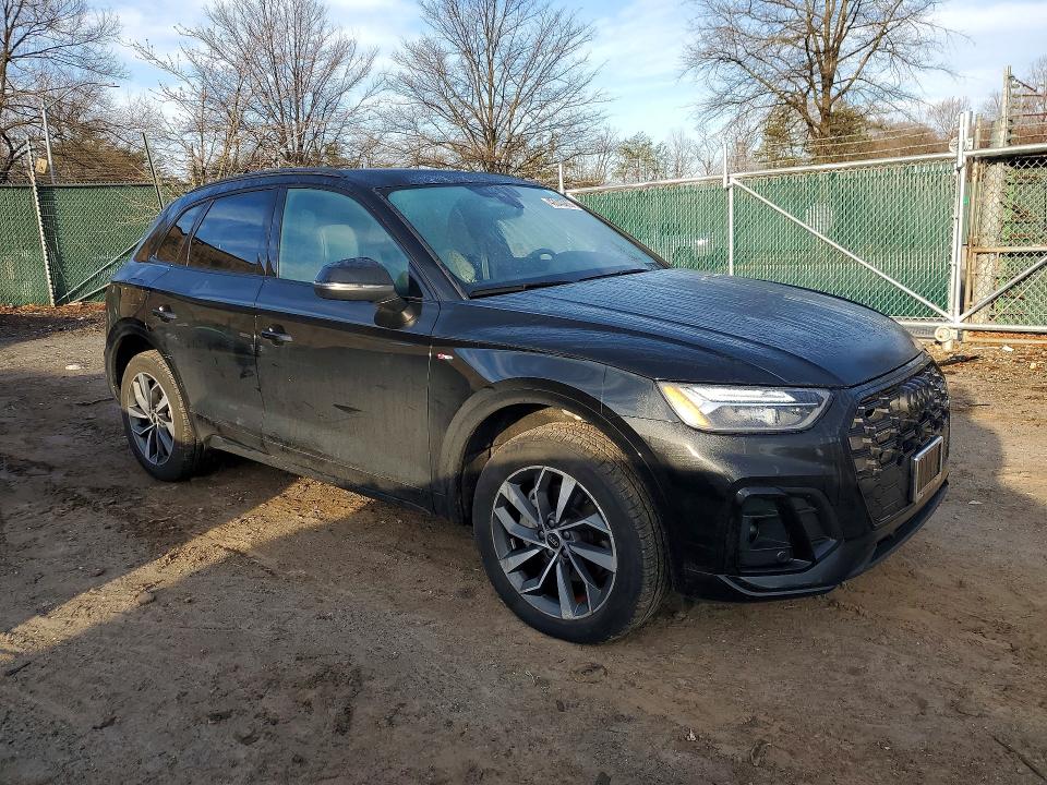 42040286 :رقم المزاد ، WA1GAAFY4R2106817 vin ، 2024 Audi Q5 مزاد بيع