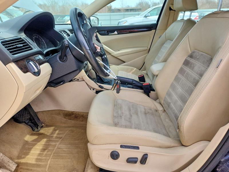 47444066 :رقم المزاد ، 1VWCT7A36EC060129 vin ، 2014 Volkswagen Passat مزاد بيع
