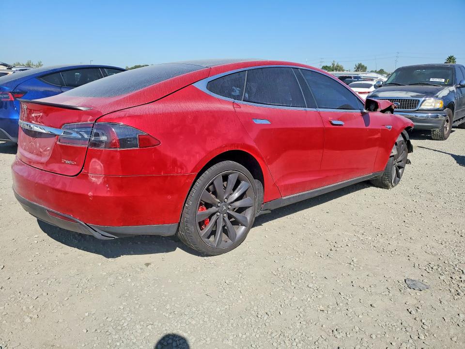 2015 Tesla Model S მანქანა იყიდება აუქციონზე, vin: 5YJSA1H27FFP70191, აუქციონის ნომერი: 46552966