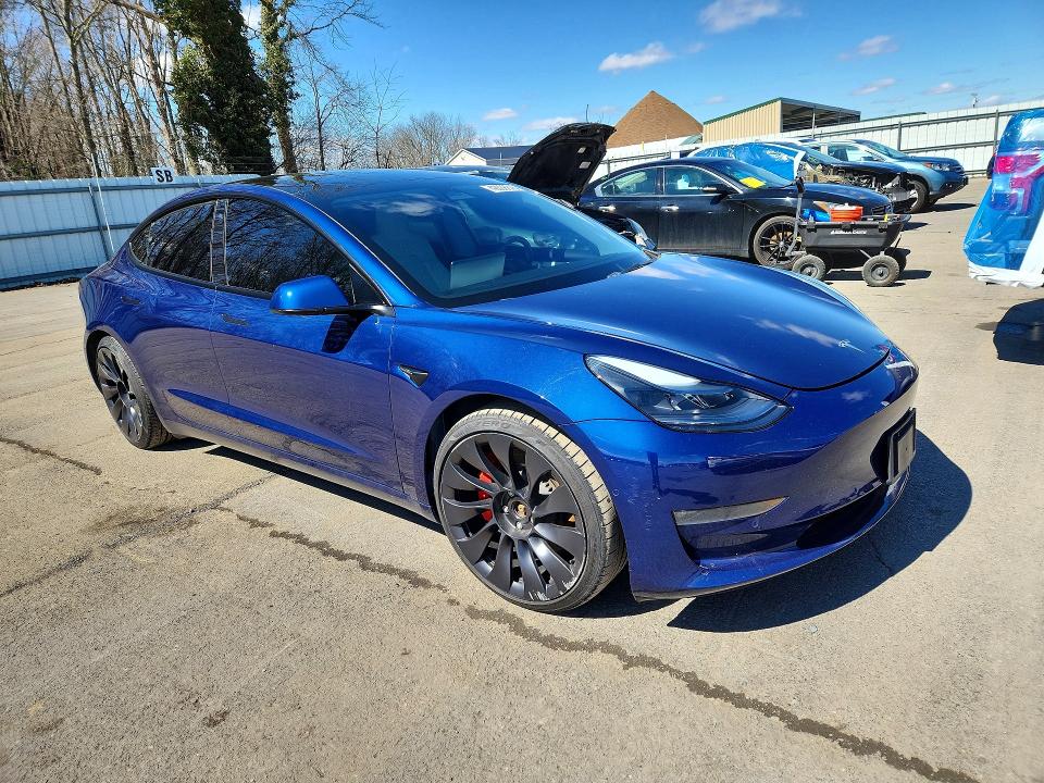 Продажа на аукционе авто 2022 Tesla Model 3, vin: 5YJ3E1EC1NF268636, номер лота: 42038016