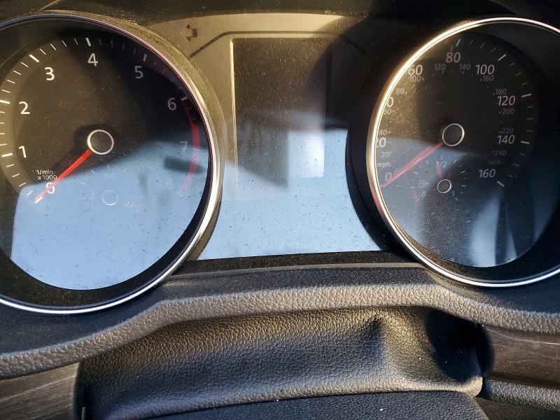 45968146 :رقم المزاد ، 1VWBT7A34HC037884 vin ، 2017 Volkswagen Passat مزاد بيع