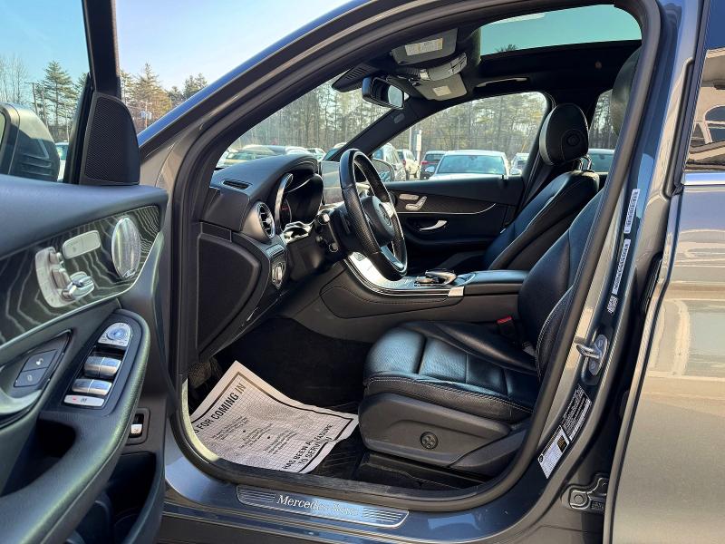 47784446 :رقم المزاد ، WDC0G4KB6HF256664 vin ، 2017 Mercedes-benz Glc مزاد بيع