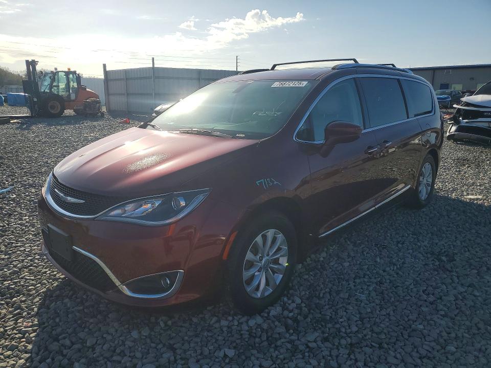 78872125 :رقم المزاد ، 2C4RC1BG4JR113813 vin ، 2018 Chrysler Pacifica مزاد بيع