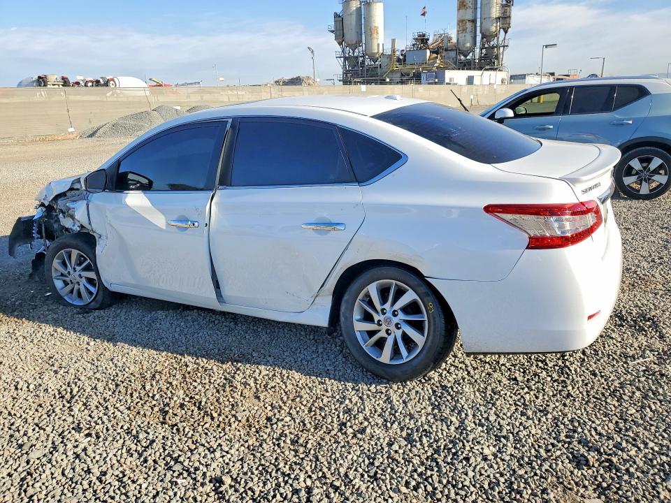 41945426 :رقم المزاد ، 3N1AB7AP8FY340694 vin ، 2015 Nissan Sentra مزاد بيع
