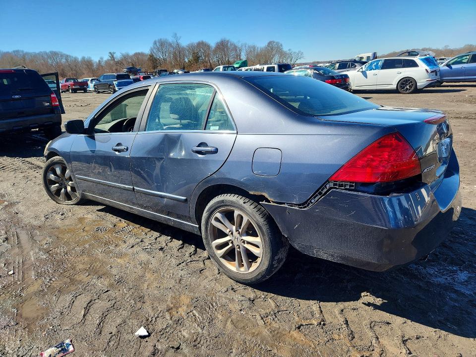 41980446 :رقم المزاد ، 1HGCM56307A199136 vin ، 2007 Honda Accord مزاد بيع