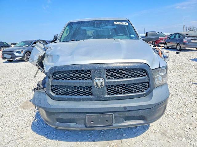 47193736 :رقم المزاد ، 1C6RR6ST2FS565345 vin ، 2015 Ram 1500 مزاد بيع