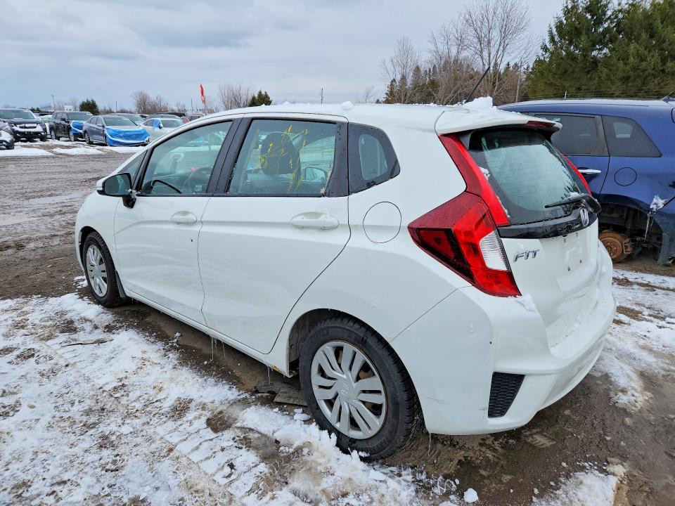 Продажа на аукционе авто 2015 Honda Fit, vin: 3HGGK5H54FM110983, номер лота: 46182136