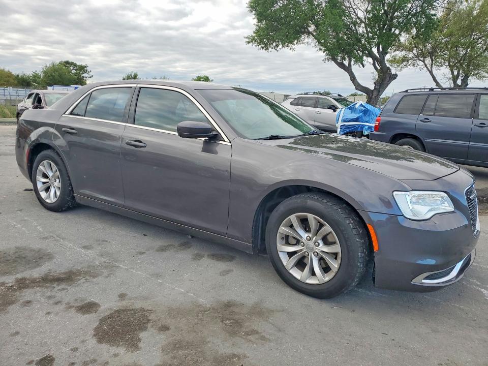 2015 Chrysler 300 მანქანა იყიდება აუქციონზე, vin: 2C3CCAAG2FH845494, აუქციონის ნომერი: 46492866
