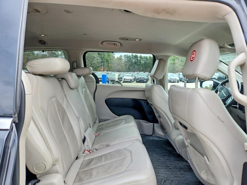 47927916 :رقم المزاد ، 2C4RC1BG6JR131441 vin ، 2018 Chrysler Pacifica مزاد بيع