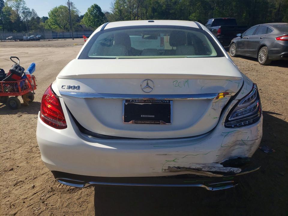 46881026 :رقم المزاد ، 55SWF4JB8GU120834 vin ، 2016 Mercedes-benz C مزاد بيع