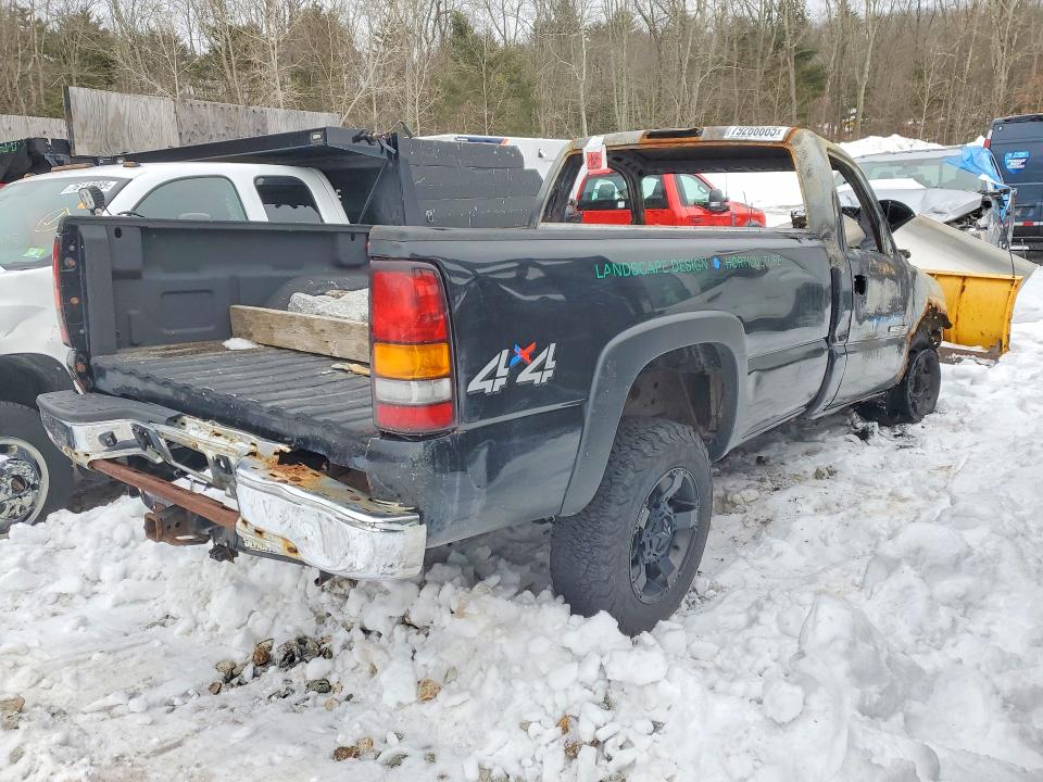 79266665 :رقم المزاد ، 1GTHK24U45E137538 vin ، 2005 Gmc Sierra مزاد بيع