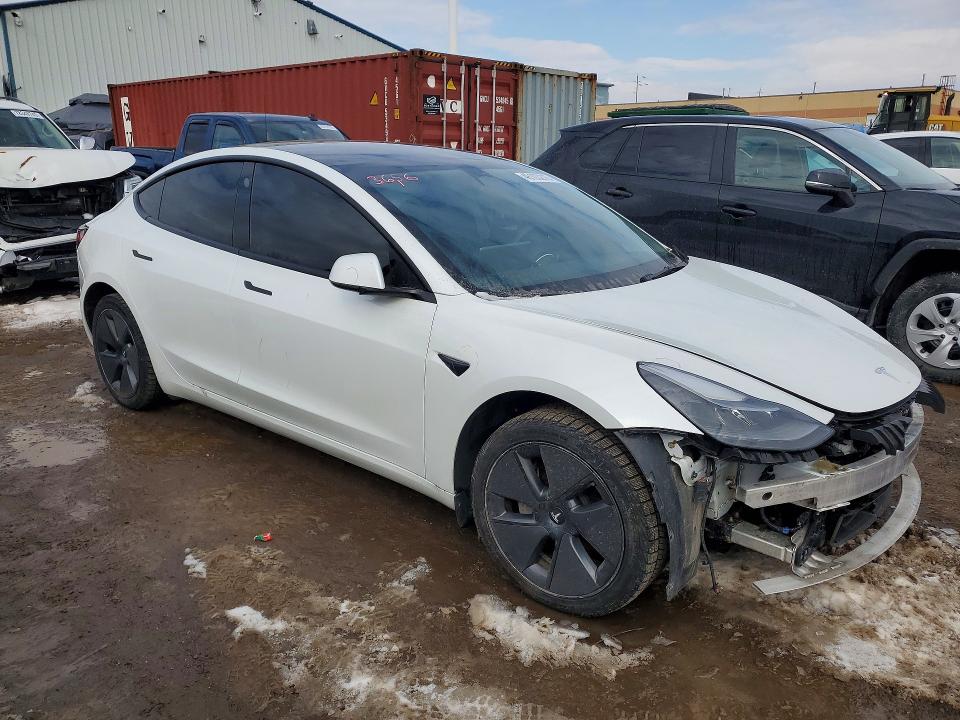 46103216 :رقم المزاد ، 5YJ3E1EB8NF120071 vin ، 2022 Tesla Model 3 مزاد بيع