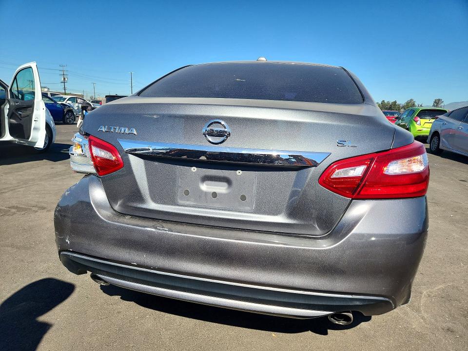 2017 Nissan Altima მანქანა იყიდება აუქციონზე, vin: 1N4AL3AP3HC241771, აუქციონის ნომერი: 46757266