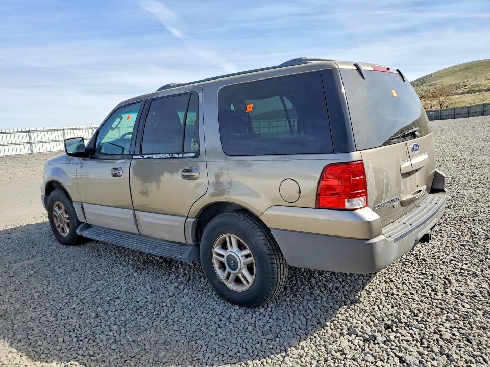 47636106 :رقم المزاد ، 1FMPU16L23LA50052 vin ، 2002 Ford Expedition مزاد بيع