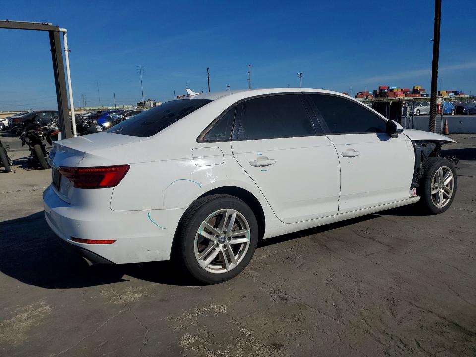 Продажа на аукционе авто 2017 Audi A4, vin: WAUGNAF43HN017547, номер лота: 46146346
