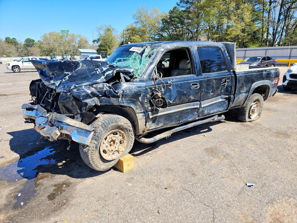 Auction sale of the 2004 Chevrolet Silverado, vin: 1GCGK23U94F105819, lot number: 45737466