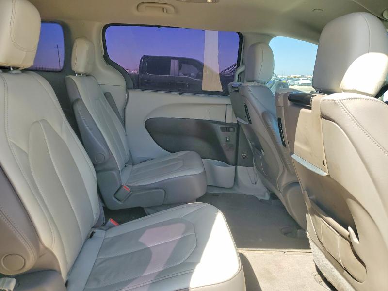 Продажа на аукционе авто 2017 Chrysler Pacifica, vin: 2C4RC1EG3HR832718, номер лота: 45924066