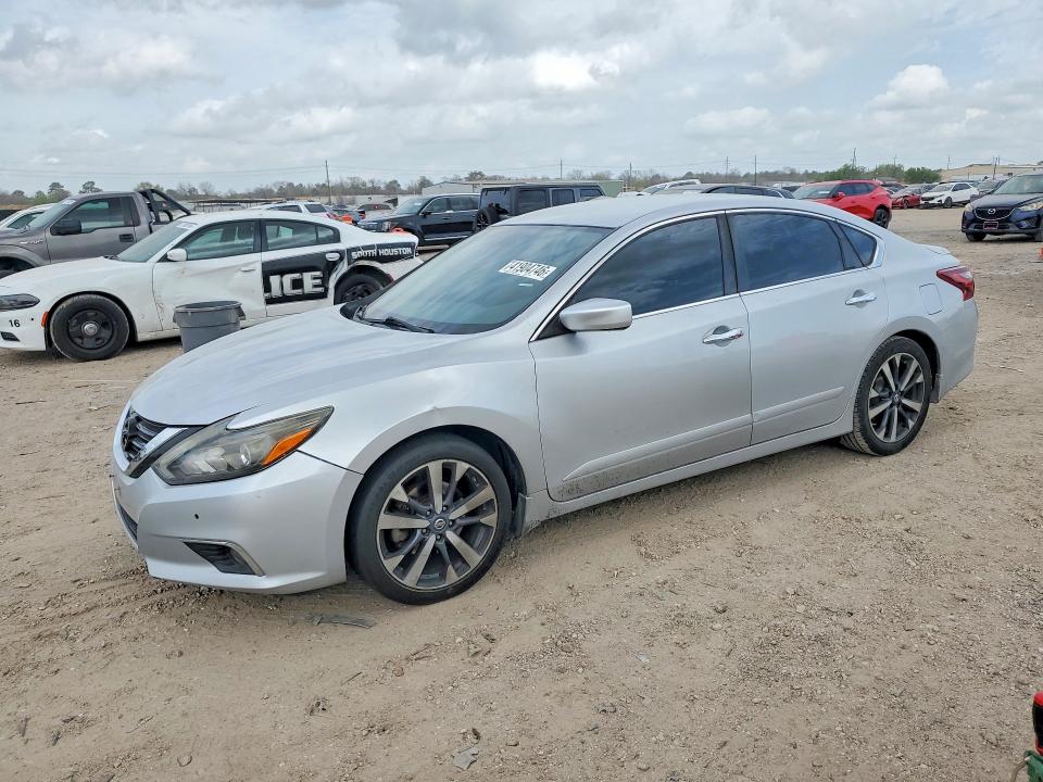 Auction sale of the 2017 Nissan Altima, vin: 1N4AL3AP7HN317593, lot number: 41904746