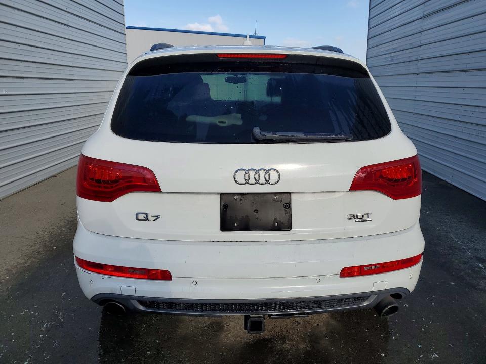 2015 Audi Q7 მანქანა იყიდება აუქციონზე, vin: WA1DGAFE4FD008622, აუქციონის ნომერი: 78958865