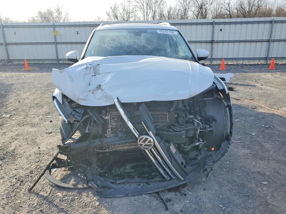 Продаж на аукціоні авто 2018 Volkswagen Tiguan, vin: 3VV4B7AX3JM214092, номер лоту: 48242186