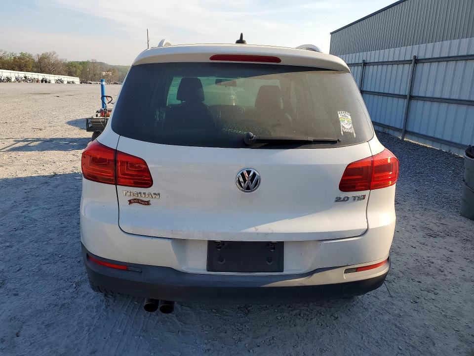 2014 Volkswagen Tiguan მანქანა იყიდება აუქციონზე, vin: WVGAV3AX6EW542996, აუქციონის ნომერი: 47505736