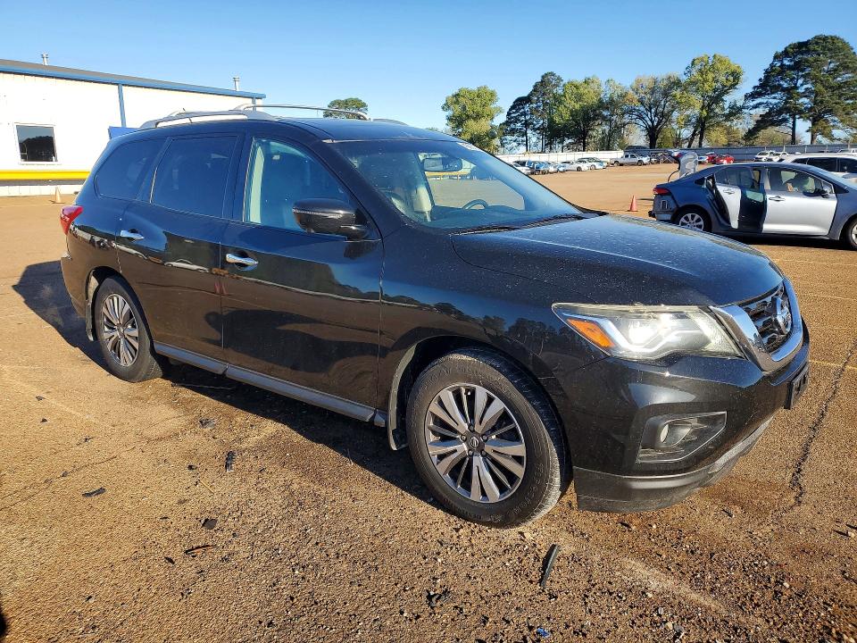Auction sale of the 2017 Nissan Pathfinder, vin: 5N1DR2MNXHC612673, lot number: 45821216