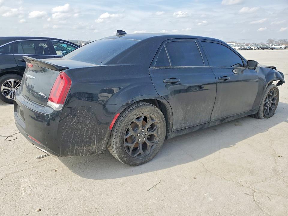 79629775 :رقم المزاد ، 2C3CCAGG0KH648406 vin ، 2019 Chrysler 300 مزاد بيع