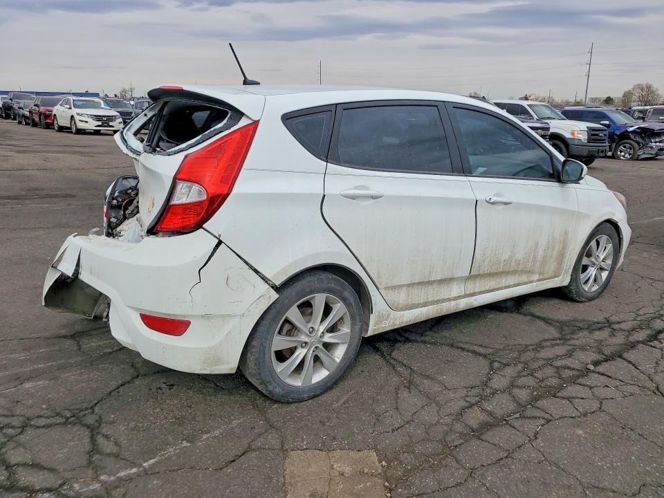 2012 Hyundai Accent მანქანა იყიდება აუქციონზე, vin: KMHCU5AE1CU027810, აუქციონის ნომერი: 47242786