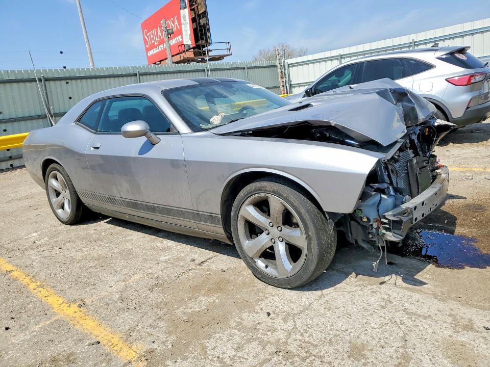 48161206 :رقم المزاد ، 2C3CDYAG0EH212125 vin ، 2014 Dodge Challenger مزاد بيع