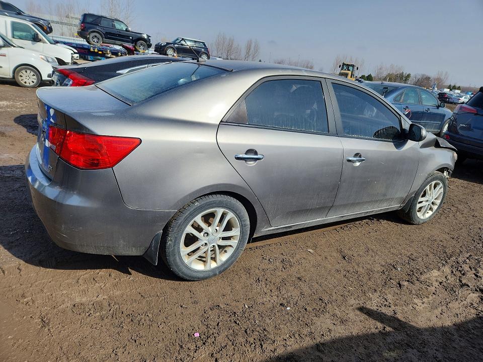 2012 Kia Forte მანქანა იყიდება აუქციონზე, vin: KNAFU4A2XC5545908, აუქციონის ნომერი: 46332076