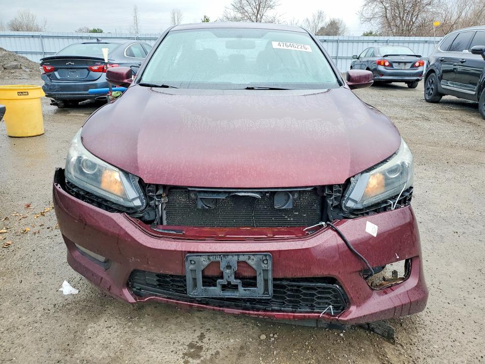 47646226 :رقم المزاد ، 1HGCR2F50FA806247 vin ، 2015 Honda Accord مزاد بيع
