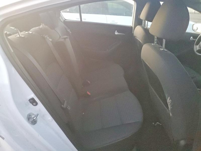Продажа на аукционе авто 2018 Kia Forte, vin: 3KPFL4A71JE235598, номер лота: 41932526