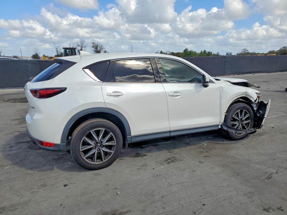 Продажа на аукционе авто 2018 Mazda Cx-5, vin: JM3KFADM2J1458121, номер лота: 79814405