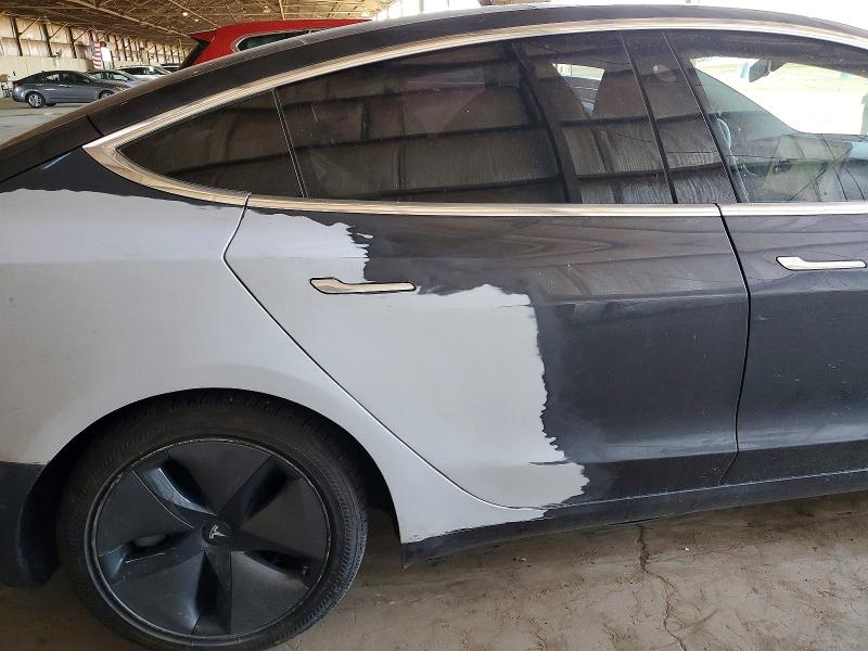Продажа на аукционе авто 2018 Tesla Model 3, vin: 5YJ3E1EAXJF044967, номер лота: 45819656