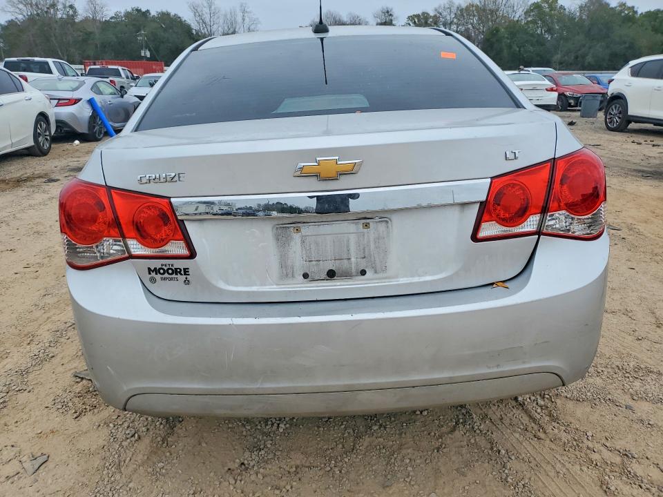 79603995 :رقم المزاد ، 1G1PE5SB7G7127883 vin ، 2016 Chevrolet Cruze Limited مزاد بيع