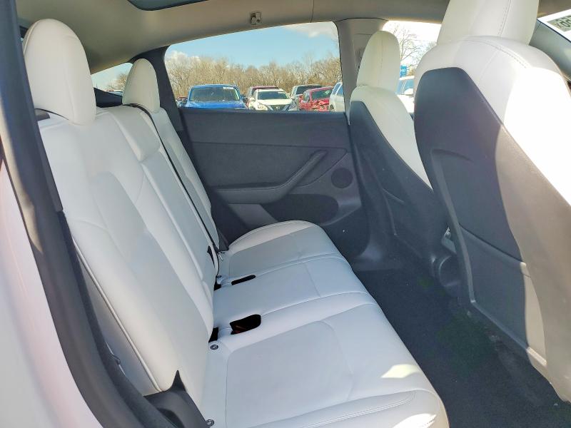 2023 Tesla Model Y მანქანა იყიდება აუქციონზე, vin: 7SAYGDEEXPF879905, აუქციონის ნომერი: 41980556