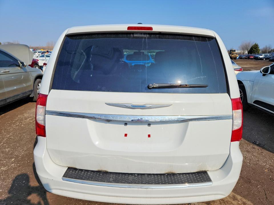 41905506 :رقم المزاد ، 2C4RC1CG7FR725882 vin ، 2015 Chrysler Town & Country مزاد بيع